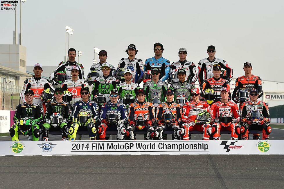 Das Klassenfoto 2014: 23 Fahrer treten in diesem Jahr in der Königsklasse MotoGP an. Mit Nicky Hayden, Valentino Rossi, Jorge Lorenzo und Marc Marquez stehen vier MotoGP-Titelträger in der Startaufstellung.