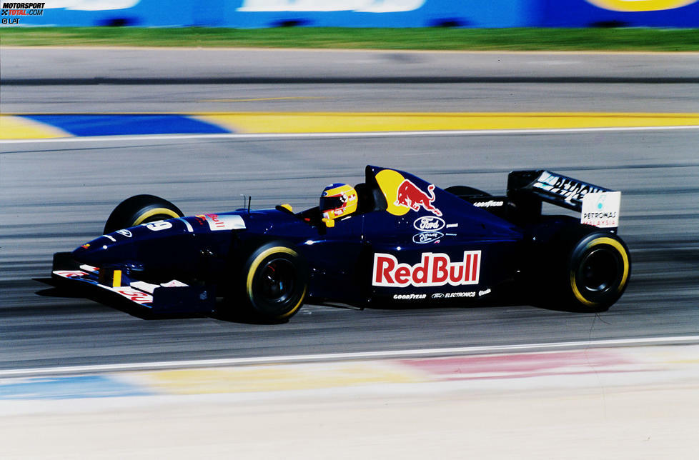 Im Sauber C14 trat Karl Wendlinger 1995 noch einmal an, nachdem er 1994 beim Training zum Grand Prix von Monaco einen so schweren Unfall hatte, dass er mehrere Wochen im Koma lag. Er nahm in diesem Jahr jedoch nur an sechs Rennen teil, schied bei vier davon aus und erzielte in Spanien den 13. und in Japan den zehnten Platz.