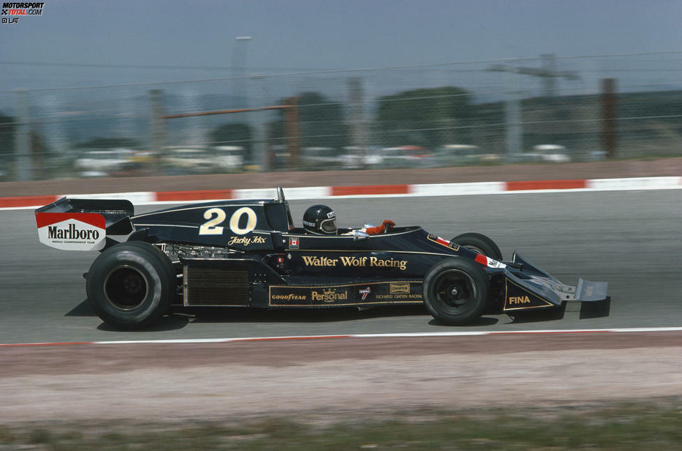Hans Binder sprang 1976 beim Team von Walter Wolf an, wo der Williams FW05 zum Einsatz kam. Neben dem bekannten Belgier Jacky Ickx wechselten sich in dem Team in diesem Jahr mehrere Fahrer ab. 1977 fuhr Binder bei Surtees, beendete danach jedoch seine erfolglos gebliebene Formel-1-Karriere. 