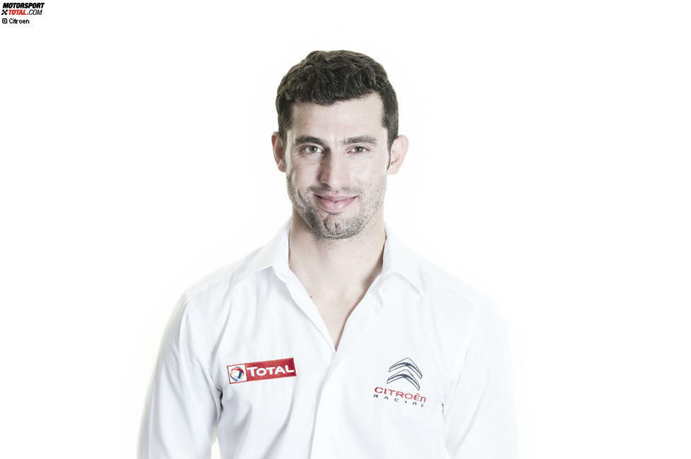 16. Dezember 2013: Jose-Maria Lopez wird als dritter Citroen-Werksfahrer für die WTCC 2014 vorgestellt. Er hat sich mit dem Sieg bei seinem WTCC-Debüt empfohlen und bei Tests bewährt. So erhält er die Chance, neben Sebastien Loeb und Yvan Muller zu fahren.