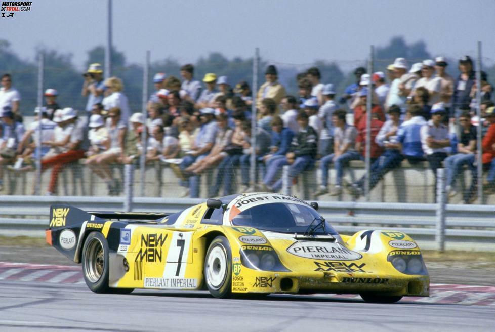 Porsche ist mit 16 Gesamtsiegen die bislang erfolgreichste Marke bei den 24 Stunden von Le Mans. Die Stuttgarter gewannen im Jahr 1970 (Herrmann/Attwood) zum ersten Mal an der Sarthe, im Jahr 1998 gelang McNish/Aiello/Ortelli im 911 GT1 der bisher letzte Gesamtsieg des Werksteams. Erfolgreich war man mit unterschiedlichsten Fahrzeugen. Auf diesem Foto ist Joest-Porsche 956 aus dem Jahr 1984 zu sehen, der Henri Pescarolo und Klaus Ludwig zum Sieg trug.