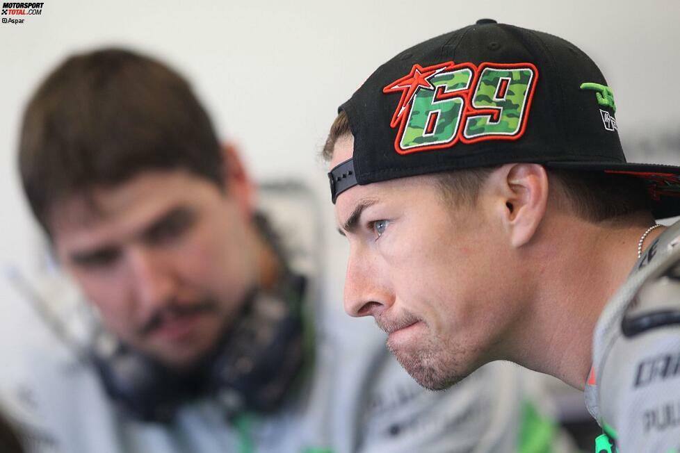 Noch schlimmer erwischt es Nicky Hayden. Nach einer Kollision mit Andrea Iannone stürzt der Aspar-Pilot glich in der ersten Runde. Auch für Iannone geht es nicht viel weiter, der Pramac-Pilot muss in Runde zwei aufgeben.