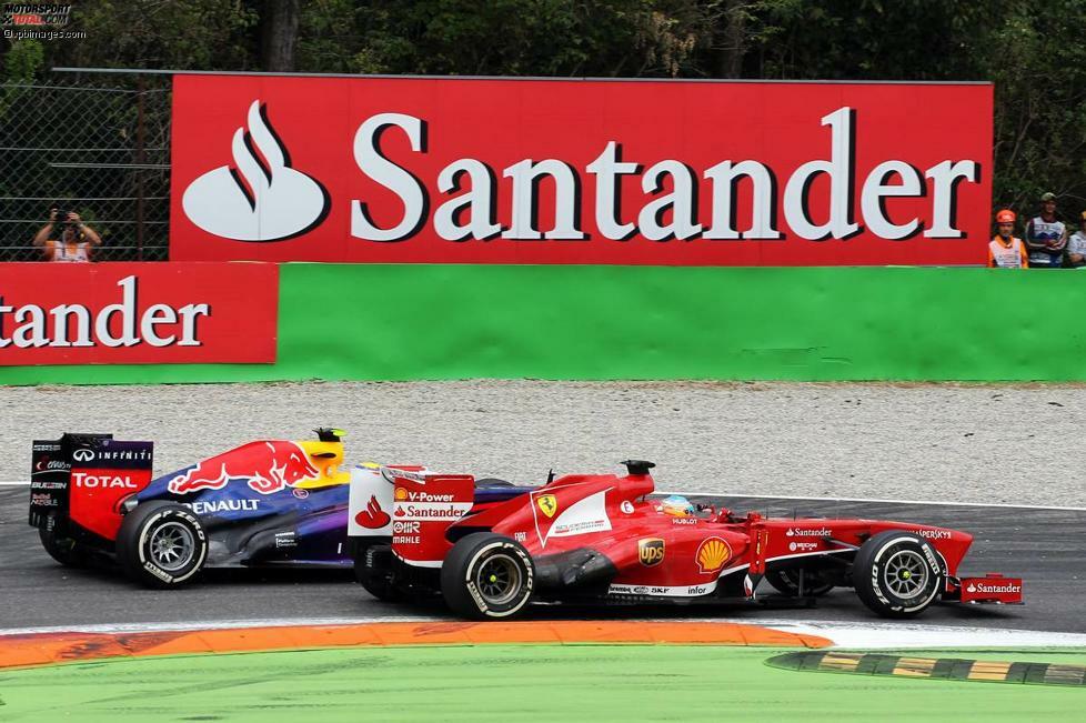 Sehr zur Freude der Tifosi startet Alonso seine Aufholjagd. Beim Überholmanöver gegen Webber in der dritten Runde kommt es zu einer (letztendlich harmlosen) Berührung.