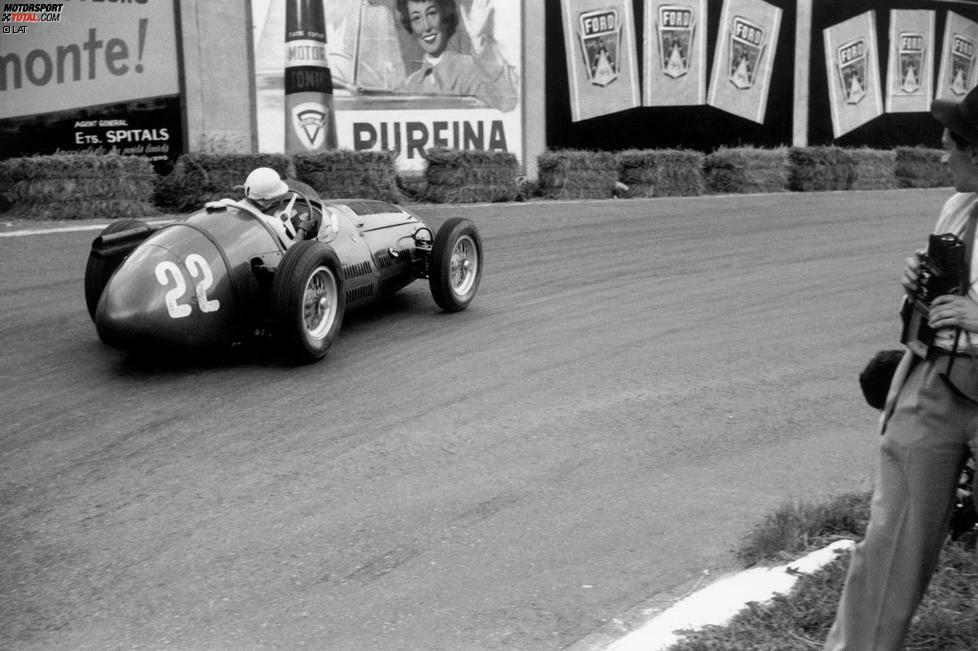 Nur eine Woche nach dem Ausfall in Le Mans gelingt Moss der erste Podestplatz seiner Formel-1-Karriere: Beim Grand Prix von Belgien 1954 in Spa-Francorchamps wird er mit einem Maseratii 250F seines eigenen Teams Equipe Moss Dritter