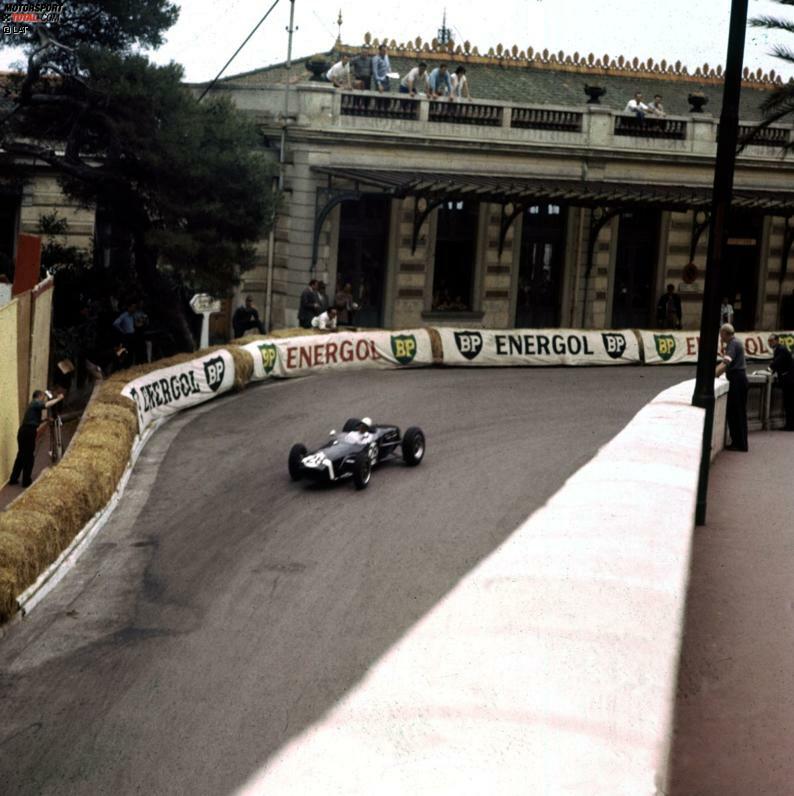 Die Saison 1960 bestreitet Moss erneut für Rob Walker. Nach Siegen in Monte Carlo (Foto) und beim Saisonfinale in Riverside wird er zum zweiten Mal in Folge WM-Dritter - diesmal hinter Jack Brabham und Bruce McLaren (beide Cooper)