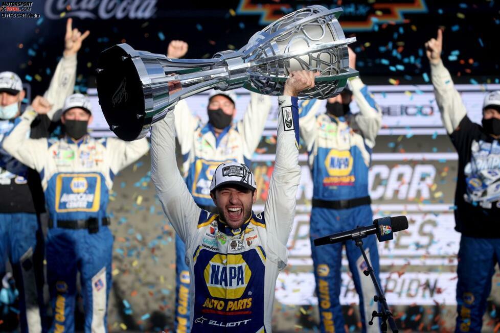 2020 findet das NASCAR-Finale erstmals in der Playoff-Ära nicht in Homestead, sondern in Phoenix statt. Chase Elliott holt den Titel. Weil auch Vater Bill Elliott (1988) Champion war, sind die Elliotts nach Lee und Richard Petty sowie Ned und Dale Jarrett die dritte Vater-Sohn-Kombination mit Titeln in der höchsten NASCAR-Liga.