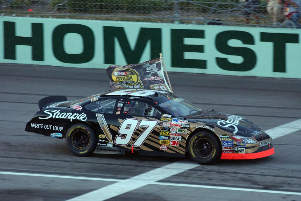 Von Kurt Busch (2004) bis heute: In unserer Fotostrecke gibt es alle NASCAR Cup-Champions seit Einführung des Playoff-Formats im Überblick!