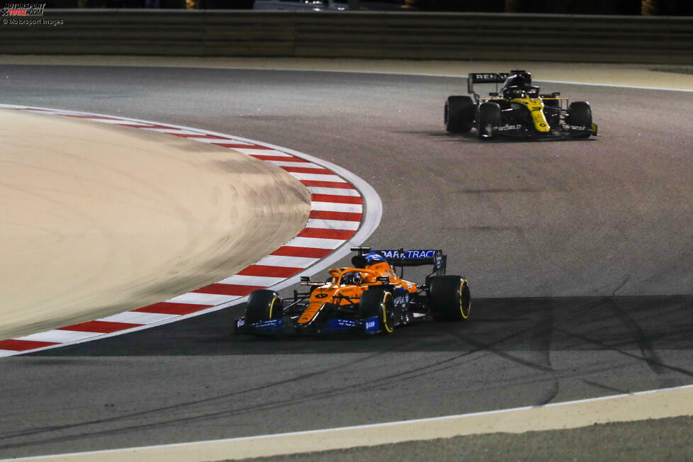 06.12.2020: Grand Prix von Sachir in Bahrain. Im Coronajahr 2020 braucht die Formel 1 weitere Strecken im Kalender. Bahrain bietet sich an: Auf dem sogenannten Outer Track, nur 3,5 statt der vollen 5,4 Kilometer, wird einmalig der Sachir-Grand-Prix ausgetragen. Befahren werden nur elf der eigentlich 15 Kurven in Bahrain, bei Rundenzeiten von rund 55 Sekunden. Am Ende steht ein Sensationssieg durch Sergio Perez auf Racing Point.