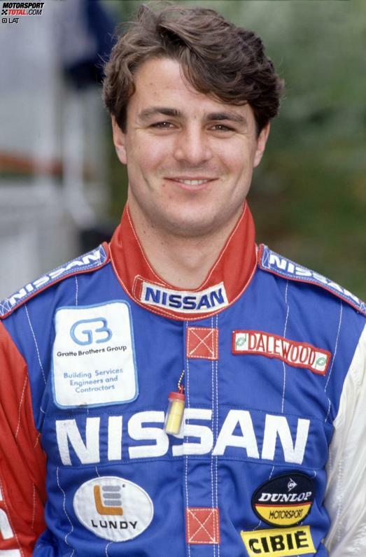 An Bord des damaligen R89 arbeiteten 1989 unter anderem Mark Blundell (Foto), Arie Luyendyk, Martin Donnelly, Geoff Brabham und Julian Bailey. Keiner sah damals das Ziel in Le Mans. Dennoch legte Nissan weiter nach.