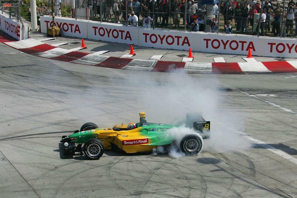 April 2008: In Long Beach geht die ChampCar-Ära zu Ende. Power gewinnt.