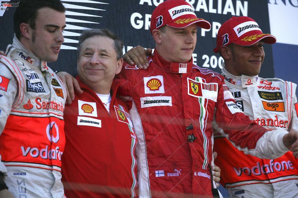 Im Jahr eins nach Michael Schumacher werden die Karten neu gemischt. 2007 in Melbourne gewinnt Kimi Räikkönen gleich sein erstes Rennen für Ferrari. Das neue McLaren-Fahrerduo Fernando Alonso und Lewis Hamilton komplettiert das Podium. Diese Drei werden am Ende der Saison auch den Titel unter sich ausmachen.