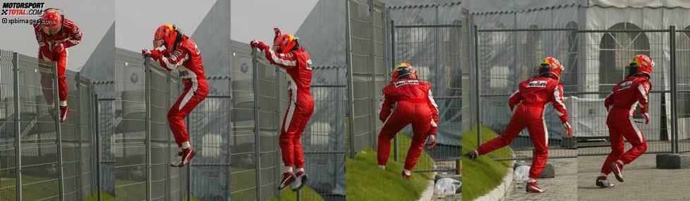 Auch 2005 scheint Schanghai kein gutes Pflaster für den siebenmaligen Champion zu sein: Nach einer Kollision mit Minardi-Pilot Christijan Albers in der Runde auf die Startaufstellung muss er in den Ersatz-Ferrari wechseln. Mit dem dreht er sich dann im Rennen ins Aus - während einer Safety-Car-Phase.