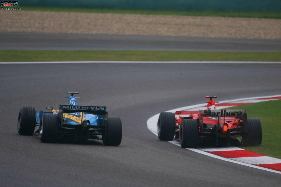 Erst 2006 macht Michael Schumacher seinen Frieden mit Schanghai: Trotz seiner unterlegenen Bridgestone-Reifen rollt er vom sechsten Startplatz das Feld auf (sicherlich auch dank des zeitweiligen Regens), profitiert von einem schlechten Reifensatz bei Fernando Alonso und fightet mit Giancarlo Fisichella auch noch den zweiten Renault-Piloten nieder.