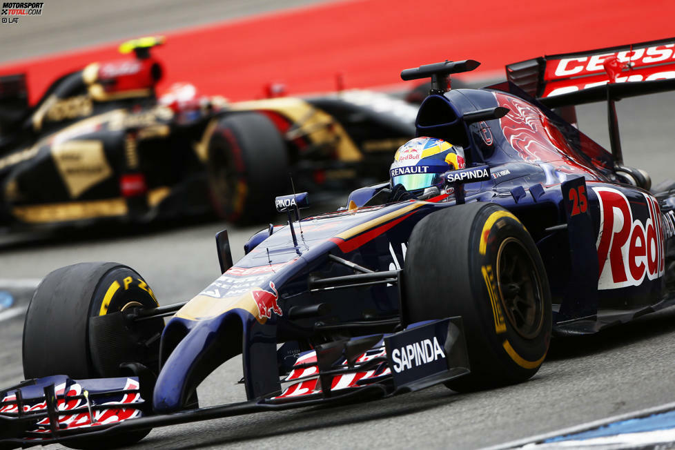 Jean-Eric Vergne (2012-2014): Nachdem der britische Formel-3-Meister des Jahres 2010 in der Formel Renault 3.5 noch die Oberhand über seinen Red-Bull-Junior-Kollegen Daniel Ricciardo behalten hatte, fährt er nur in der ersten Saison bei Toro Rosso auf Augenhöhe mit dem Australier. 2013 hinterlässt Ricciardo den besseren Eindruck und setzt sich im Rennen um das Red-Bull-Cockpit gegen Vergne durch. Da dieser auch 2014 keine Ausrufezeichen setzen kann, ist seine dreijährige Lehrzeit bei den Jungbullen Ende des Jahres beendet. Vergne kommt bei Ferrari unter, doch nach Ende seines Testfahrerjobs konzentriert er sich auf die Formel E.