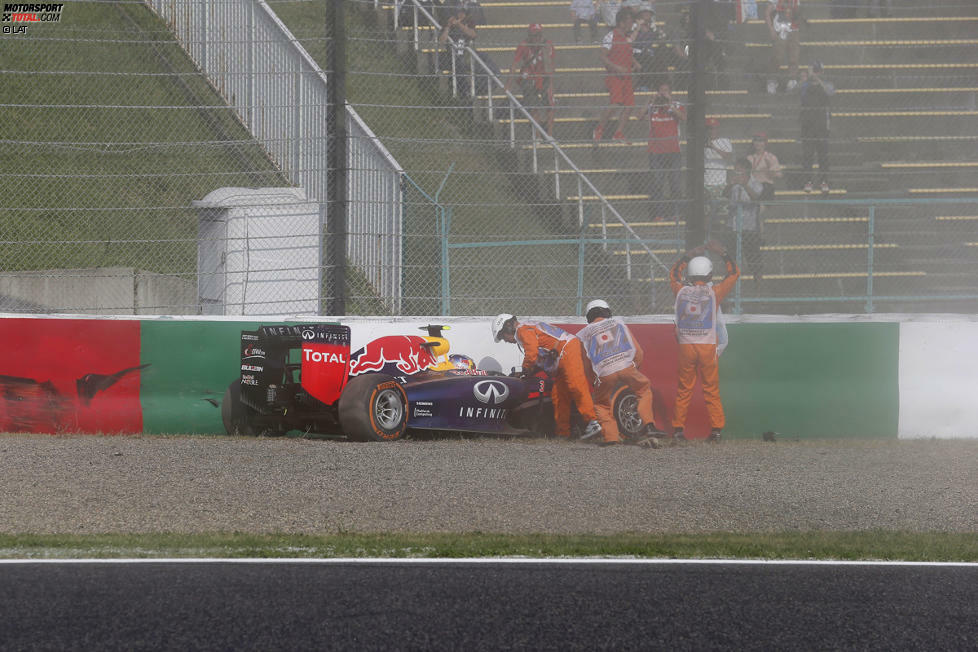Freitagnachmittag gibt's eine wahre Unfallorgie. Betroffen auch Daniel Ricciardo. 