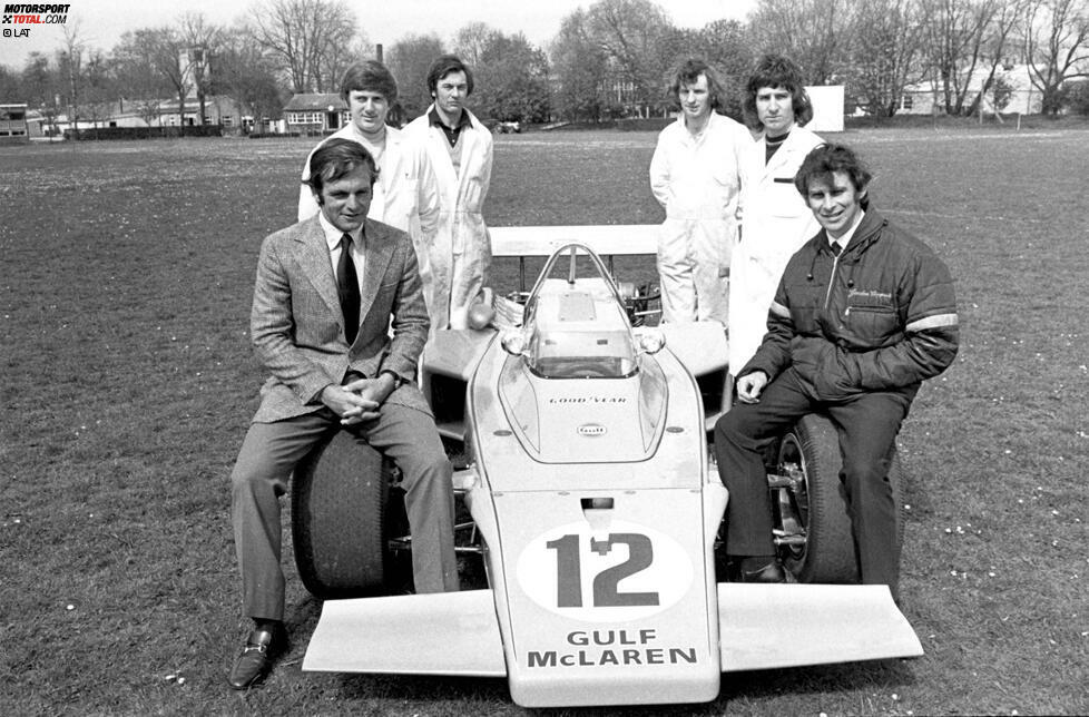 Die Vorstellung verschafft Revson ein Cockpit bei McLaren. 1970 geht der US-Amerikaner in Indianapolis im M16 an den Start. Es ist der Beginn einer jahrelangen Zusammenarbeit mit dem britischen Rennstall.