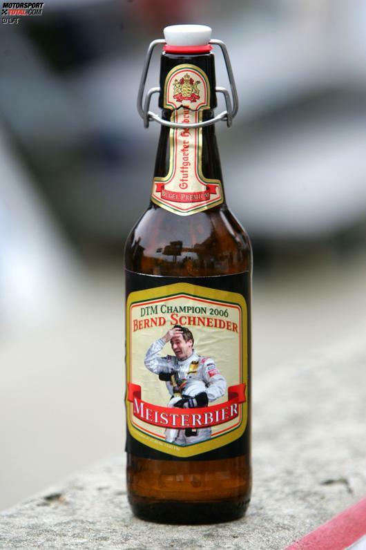 Zu Ehren Bernd Schneiders wird sogar ein spezielles Meisterbier ausgeschenkt.