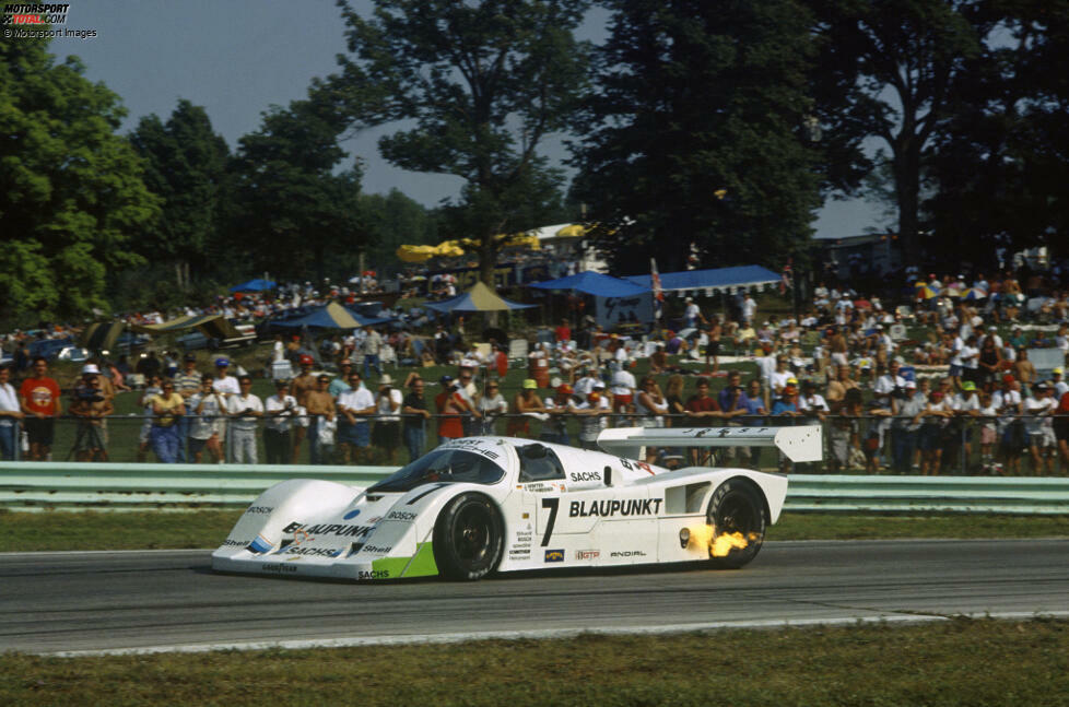 Nach der F1-Enttäuschung zieht es Schneider 1990 zu den Sportwagen. Und der Porsche 962 passt gut zu seinem aggressiven Fahrstil. Neben zwei Titeln in der Interserie gelingen mit Joest auch zwei Podestplätze in der Sportwagen-WM und der IMSA-Serie.