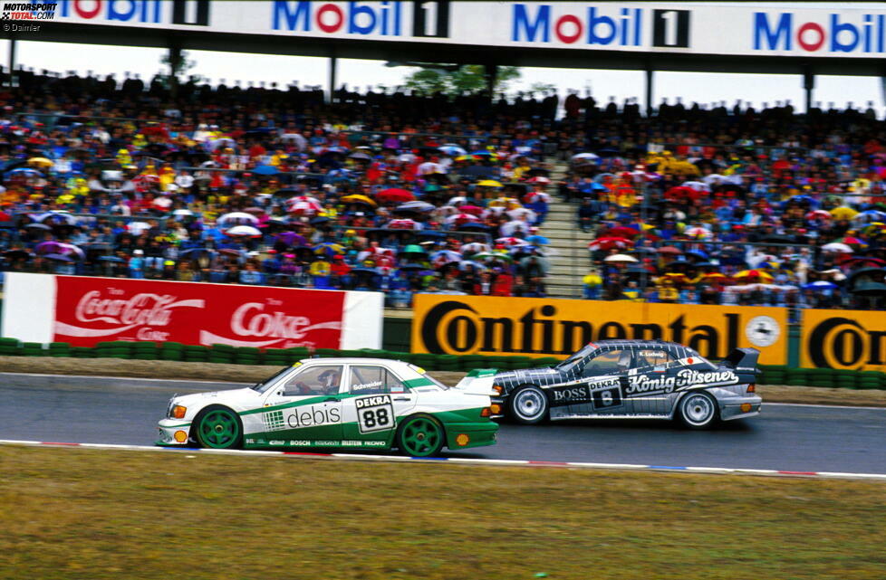 Zu Saisonmitte 1991 springt Schneider bei Zakspeed in der DTM für einen gewissen Michael Schumacher, der nun Formel 1 fährt, als Mercedes-Pilot ein. Nach Platz zwei in Singen wird er von AMG verpflichtet - der Beginn einer großen DTM-Karriere!