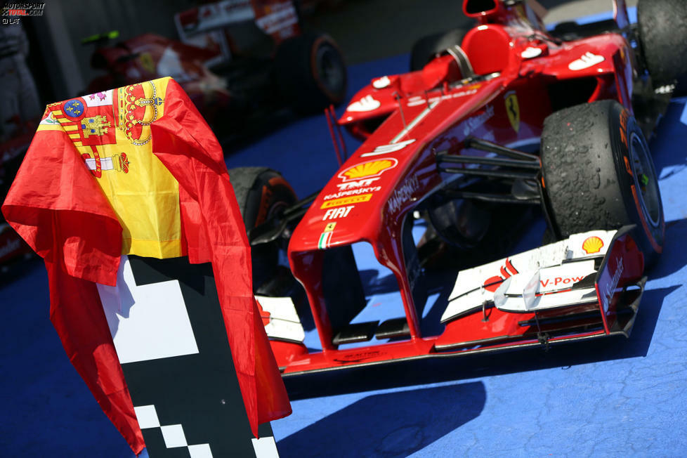 Fiesta española dank Fernando Alonso hieß es 2013 auf der iberischen Halbinsel: Es ist mitterweile fast schon Tradition, dass der Spanien-Grand-Prix in Barcelona die Europa-Saison des Formel-1-Kalenders einläutet. Eine nicht ganz so alte Paddock-Weisheit besagt: Wer auf dem Circuit de Catalunya schnell ist, der ist es auch den Rest der Saison über.