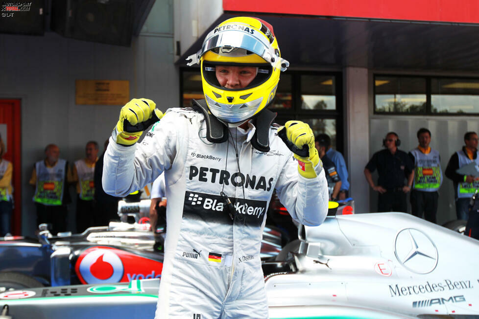 Die Pole-Position für den fünften Saisonlauf sichert sich am Samstag noch Nico Rosberg. Lewis Hamilton komplettiert eine erste Startreihe komplett in Silber. 
