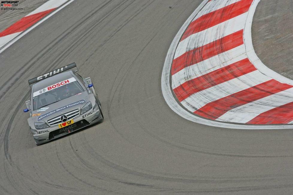 11. Oktober 2009, Dijon (Frankreich): Mit Platz drei sichert sich Bruno Spengler zum dritten Mal in diesem Jahr einen Podestplatz, schafft aber erneut keinen Sieg. In der Gesamtwertung wird es Rang vier.