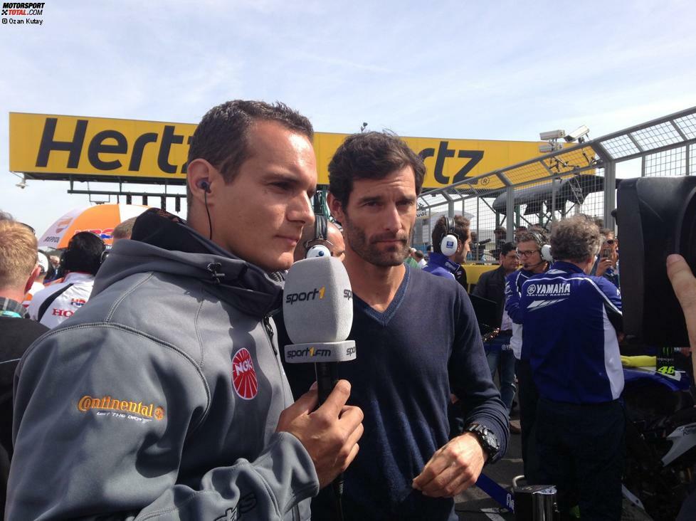 Und auch Ex-Red-Bull-Pilot Mark Webber erklärt Hofmann, wie begeistert er von der MotoGP ist.