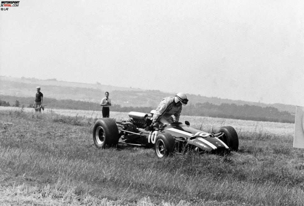 Surtees kehrte der Scuderia den Rücken und ging zu Cooper-Maserati. Dort war das Auto zwar auch schnell, aber unzuverlässig. So musste Surtees am Ende der Saison seinem Rivalen Jack Brabham in der WM den Vortritt lassen.