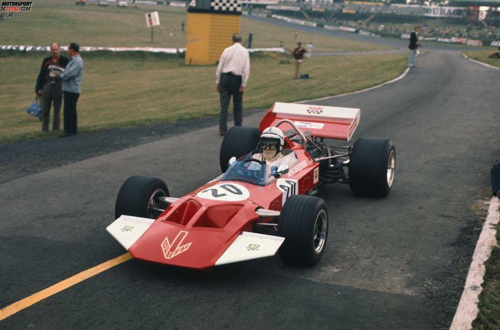 Ab dem Grand Prix in Silverstone kam dann der selbst entwickelte Surtees-Cosworth TS7 zum Einsatz. Doch mehr als ein Fünfter Platz war für Surtees in diesem Jahr nicht möglich.