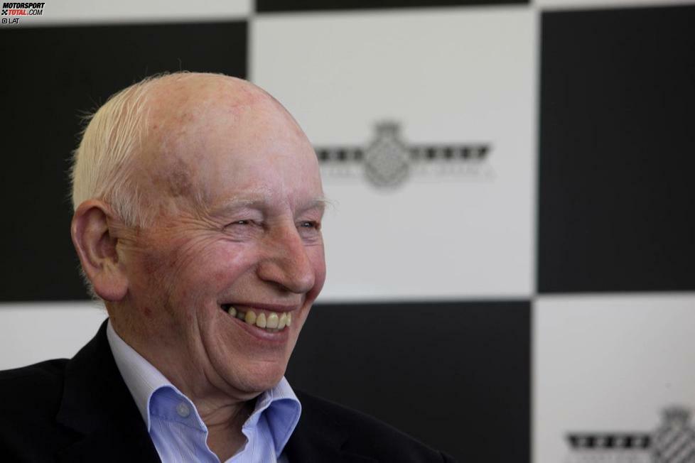 Als John Surtees am 11. Februar 1934 in Tatsfield in der Grafschaft Surrey geboren wurde, konnte noch niemand ahnen, dass ihm 30 Jahre später eine im Motorsport bis heute einmalige Leistung gelingen sollte.