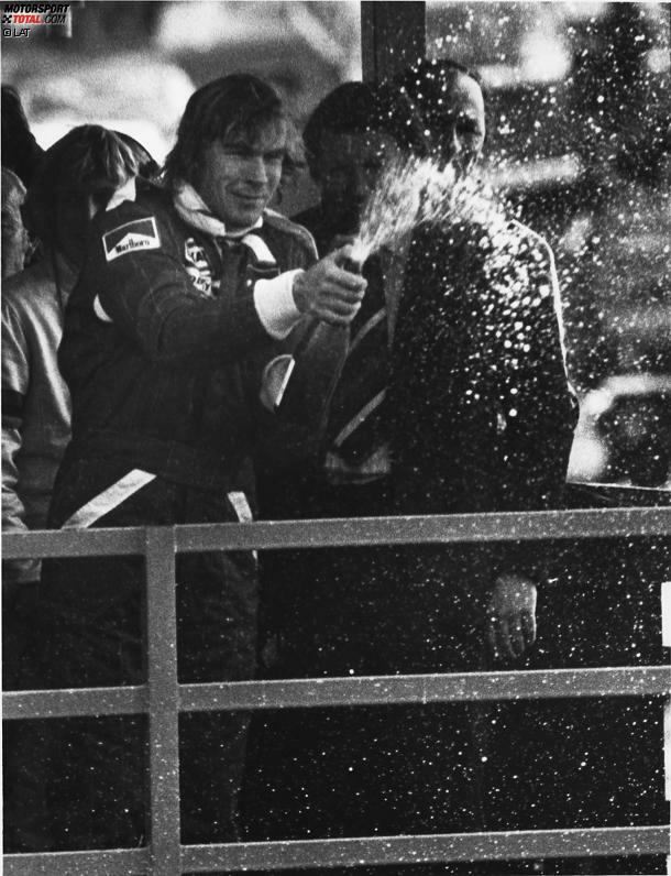 Ein Jahr später gelingt Hunt aber der rechtmäßige Sieg in Silverstone. Es ist der erste Triumph nach seinem Titelgewinn 1976.