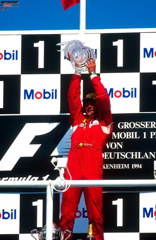 1994 beendet Gerhard Berger die Durststrecke von Ferrari und beschert der Scuderia den ersten Formel-1-Sieg seit 1990.