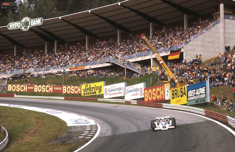 Von Bernie Ecclestone, der seinen Piloten aus dem Cockpit zerren muss, über ein One-Hit-Wonder in der Mauer bis zur Tragödie um die scheinbar harmlosen Kopfschmerzen des Mark Donohue ist in der Österreich-Historie alles dabei.