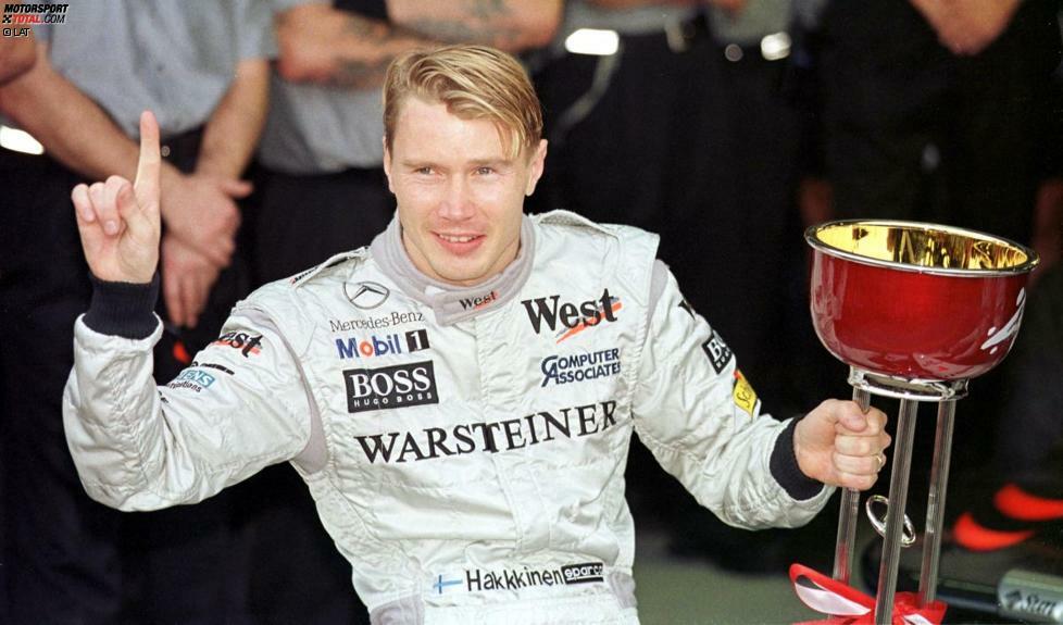 In den Jahren 1998 und 1999 wird der Grand Prix von Japan in Suzuka zur sicheren Beute von Mika Häkkinen (McLaren). Der Finne gewinnt nicht nur in beiden Jahren das Rennen, sondern macht sich damit auch in beiden Fällen zum Weltmeister.
