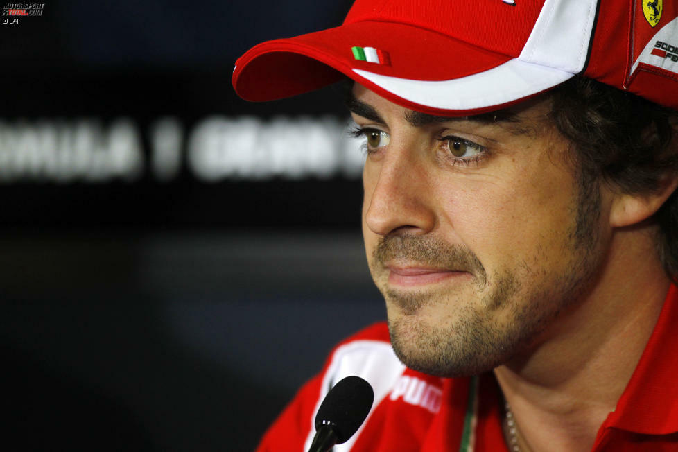 19. Mai 2011: Alonso verlängert seinen Ferrari-Vertrag vorzeitig bis Ende 2016. 