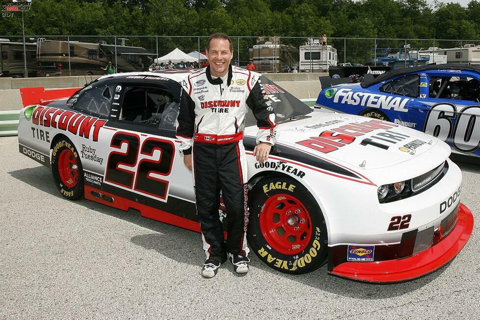 Villeneuve sitzt in den beiden Rundkursrennen von Elkhart Lake und Montreal im Nationwide-Penske von Brad Keselowski.