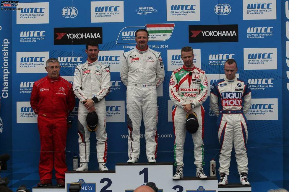 Budapest (Ungarn), 4. Mai 2014: Jose-Maria Lopez (Citroen/2.), Yvan Muller (Citroen/1.), Tiago Monteiro (Honda/3.) und TC2-Sieger Pasquale di Sabatino (Engstler-BMW)