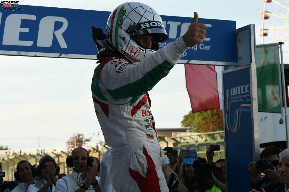 Suzuka (Japan), 26. Oktober 2014: Gabriele Tarquini (Honda)