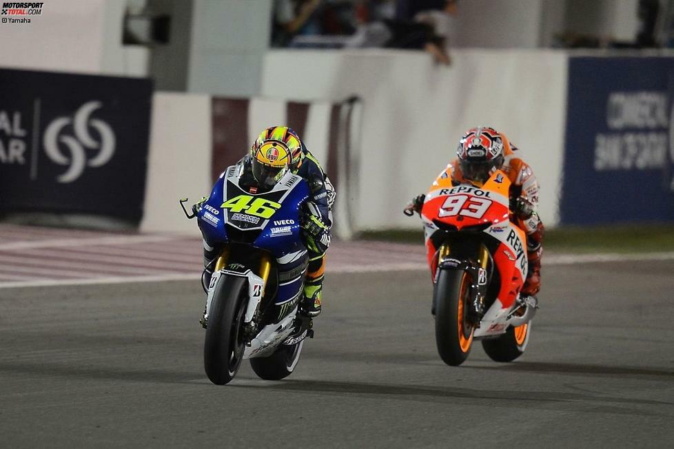 Rossis eindrucksvolle Aufholjagd beim Saisonauftakt in Katar stellte Jorge Lorenzos Sieg in den Schatten. Nach einem Fahrfehler in der Startphase fuhr Rossi beim Yamaha-Comeback-Rennen zu Platz zwei.