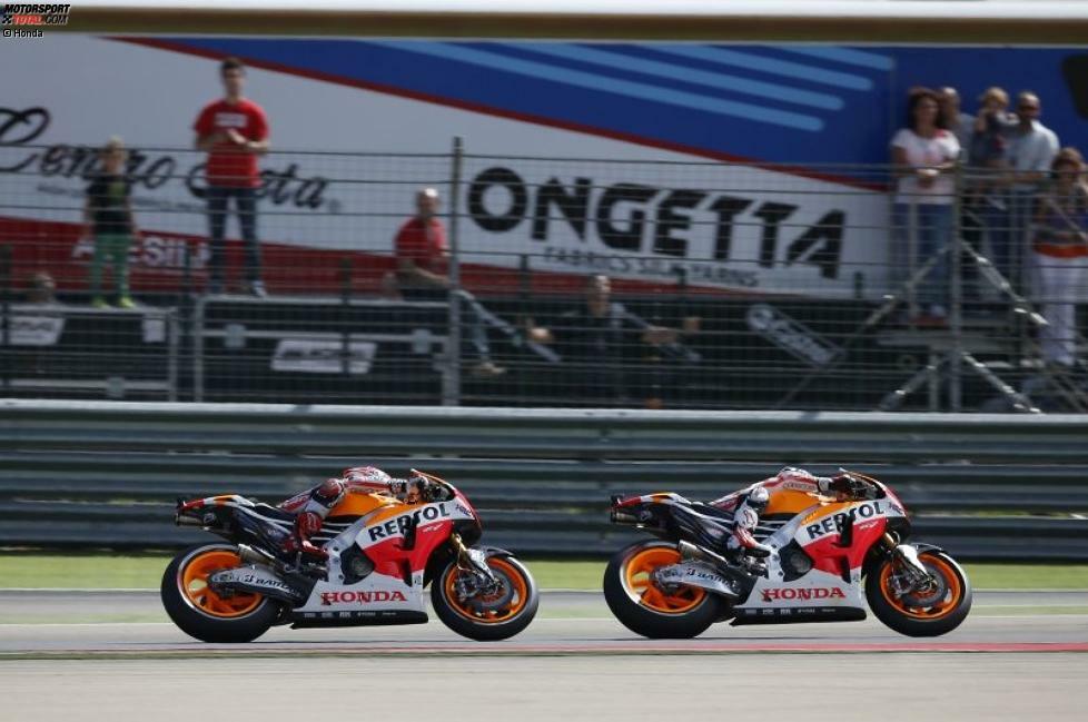 Es folgte das Skandal-Rennen im Motorland Aragon: Marquez beschädigte bei einem Ausweichversuch den Sensor der Traktionskontrolle an Pedrosas Maschine. Marquez gewann das Rennen, Pedrosa stürzte und hatte nur noch theoretische Titelchancen. Fortan war die Stimmung im Honda-Werksteam gereizt.