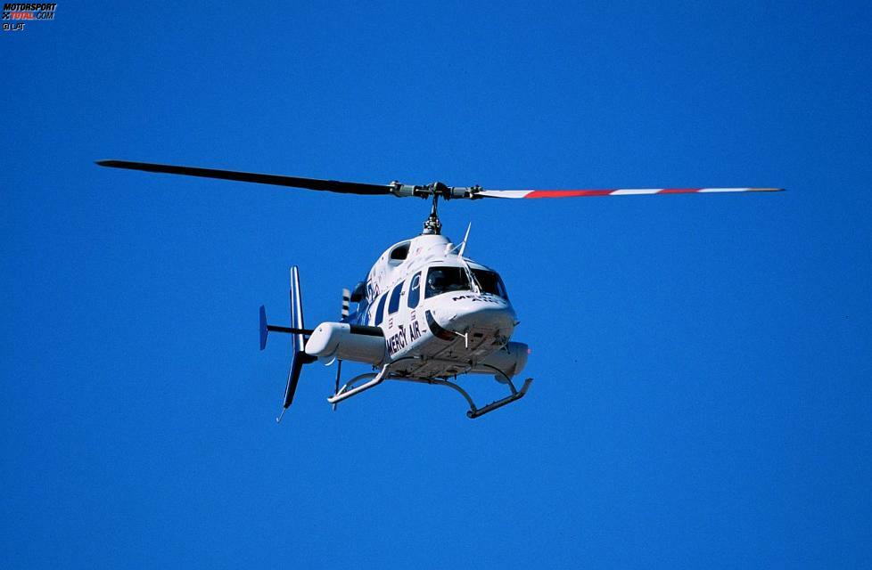 Der Helikopter steigt auf und bringt Moore ins Loma-Linda-Hospital. Dort wird er für tot erklärt.