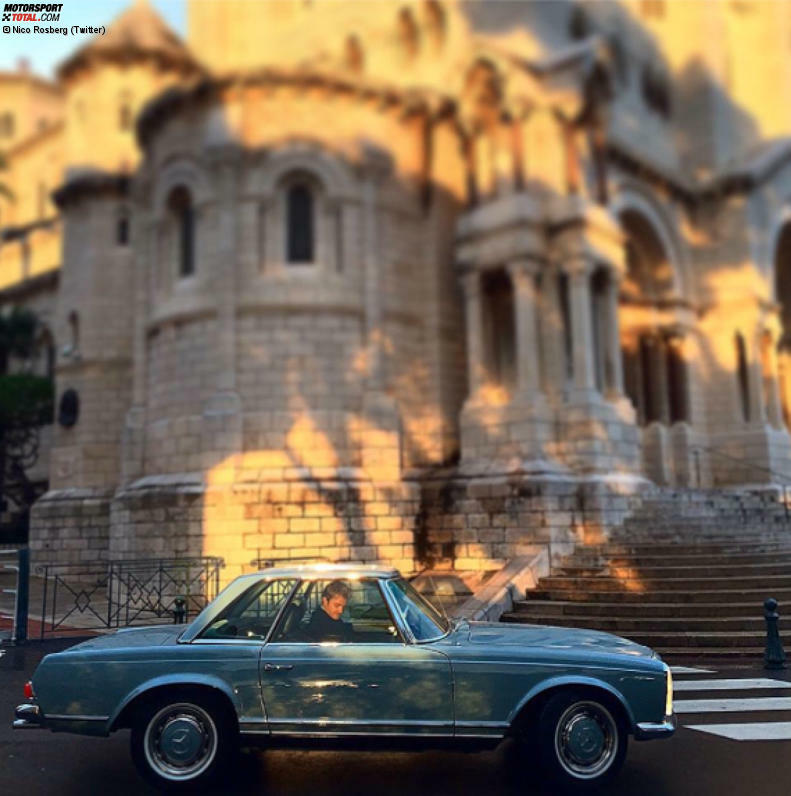 P wie Pagode: Rosbergs Hochzeitskutsche war ein Mercedes-Oldtimer, Spitzname Pagode. War aber nur geliehen. Vor dem Saisonfinale gönnte er sich dann sein eigenes Schmuckstück.