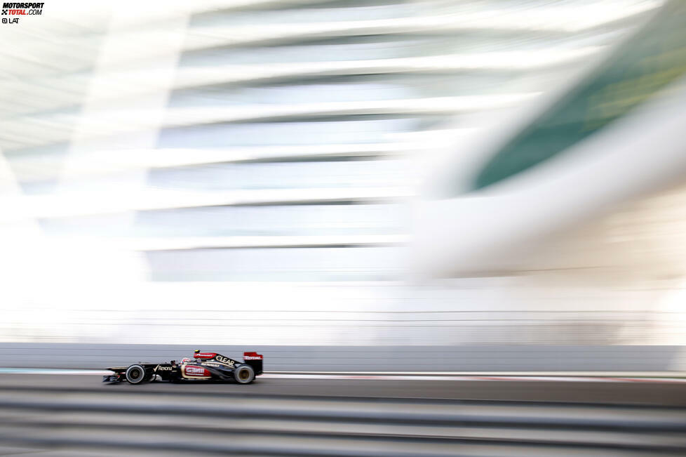 Romain Grosjean bleibt zum Auftakt auf dem futuristischen Yas Marina Circuit cool und überrascht mit der Bestzeit im ersten Freien Training.