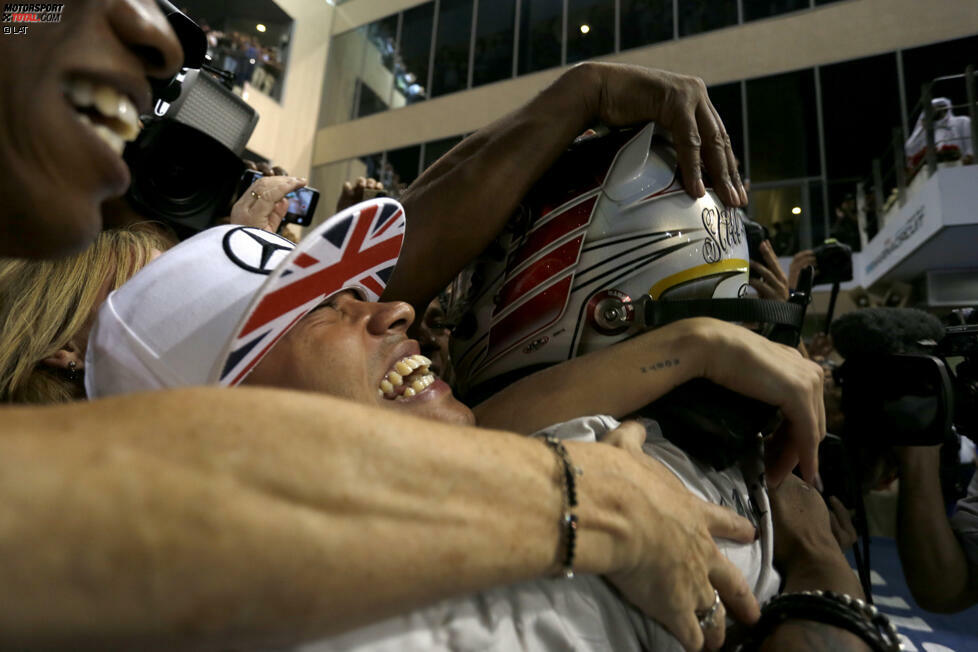 Ebenso wenig wie Bruder Nicolas. Umso größer sind die Emotionen bei den ersten Umarmungen im Parc ferme.