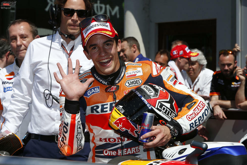 Fünfter Sieg: Le Mans - Nach verpatztem Start pflügt Marquez durch das Feld und lässt der Konkurrenz keine Chance. 