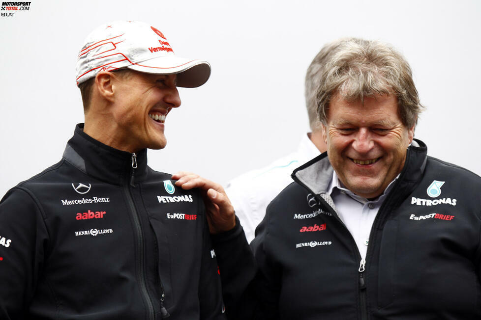 Das Engagement von Michael Schumacher und Norbert Haug steht dabei sinnbildlich für die jahrelange Vorbereitung, die letzten Endes zu diesem Titel geführt hat. Denn immer wieder betonen Fahrer und Verantwortliche, dass in den schwierigen Anfangsjahren der Grundstein für die heutige Dominanz der Silberpfeile gelegt wurde.