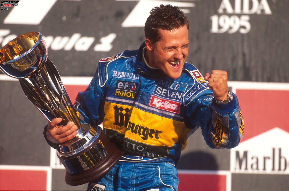 22. Oktober 1995: Beim Pazifik-Grand-Prix in Aida (gelegen in der Präfektur Okayama) macht Schumacher mit einem weiteren Sieg seinen zweiten WM-Titel perfekt.