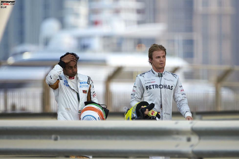 Ein wahres Crashfestival steigt 2012: Zunächst erwischt es Nico Rosberg, der über den plötzlich langsamer werdenden HRT von Narain Karthikeyan schießt und abhebt. Beide Piloten bleiben unverletzt, doch der Schock sitzt ihnen sichtbar in den Gliedern.