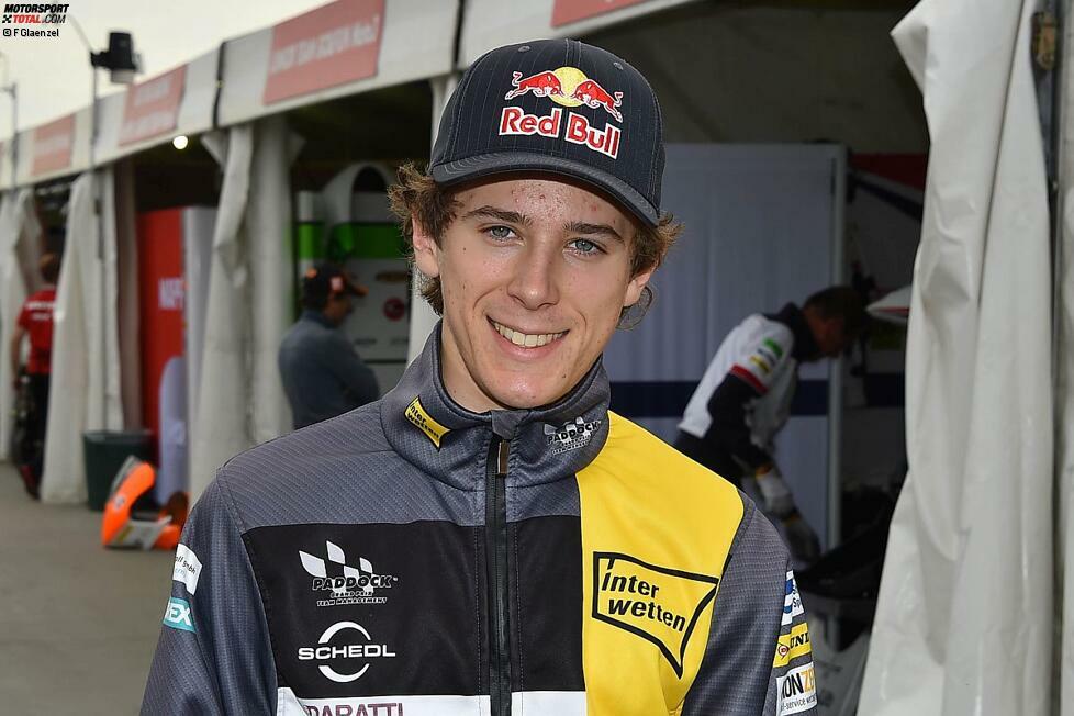 In der kleinsten Klasse ist nur noch ein Nachwuchstalent dabei. Philipp Öttl hat eine schwierige Saison hinter sich und startet 2015 mit dem Wechsel auf eine KTM neu durch. Es wird seine dritte volle Saison in der Moto3-WM.