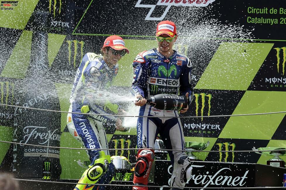 Nach dem zweiten Platz in Barcelona führt Rossi die WM nur noch einen Punkt vor Lorenzo an. Yamaha dominiert die Saison 2015 und liegt in allen WM-Wertungen vorne.